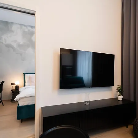 Apartment Urban Oasis *