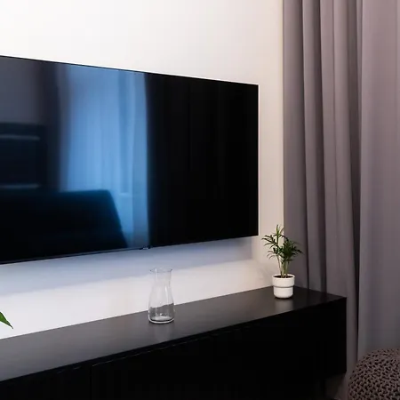 Apartment Urban Oasis
