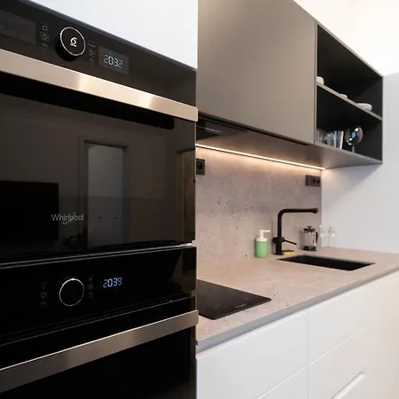 شقة Urban Oasis *